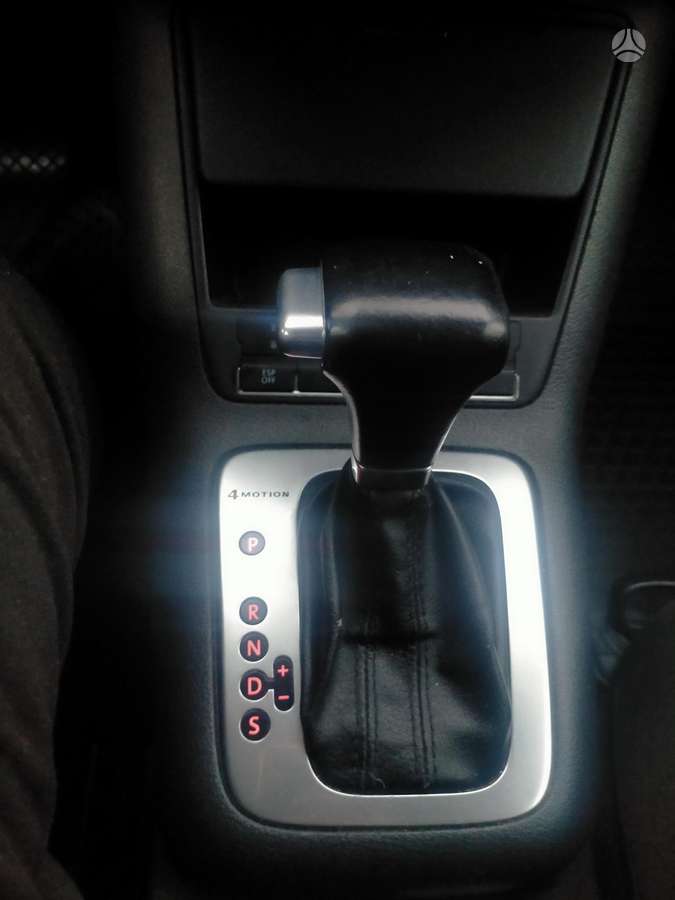 Volkswagen Tiguan 2008 — вигляд ззаду