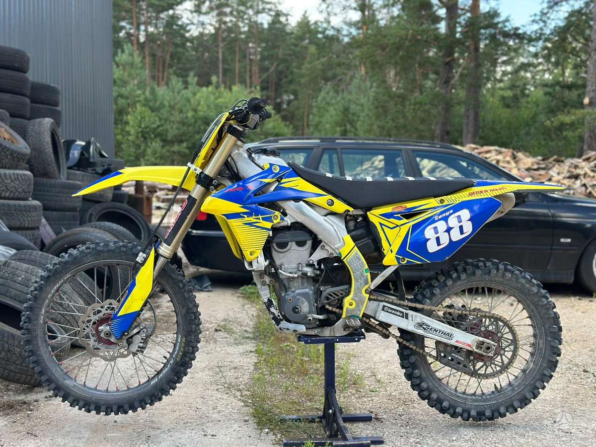 Suzuki RMZ 2014 — двигун 450 cm³