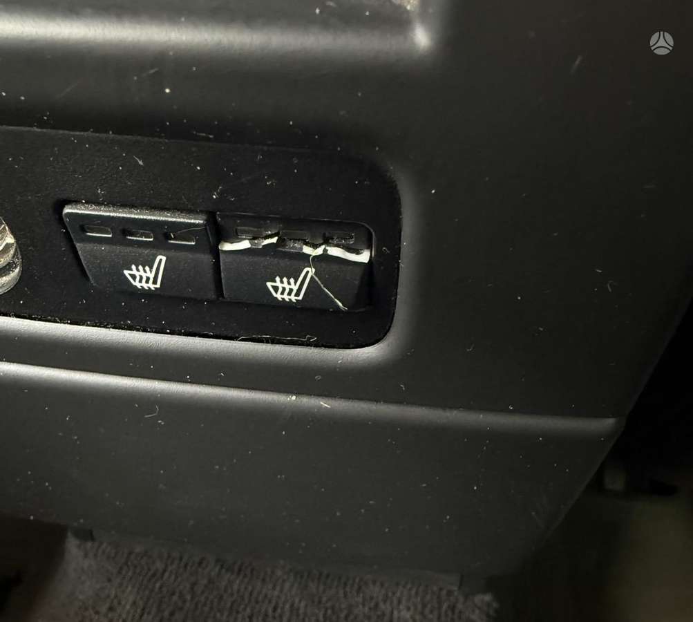 Volvo V70 2013 — photo 20