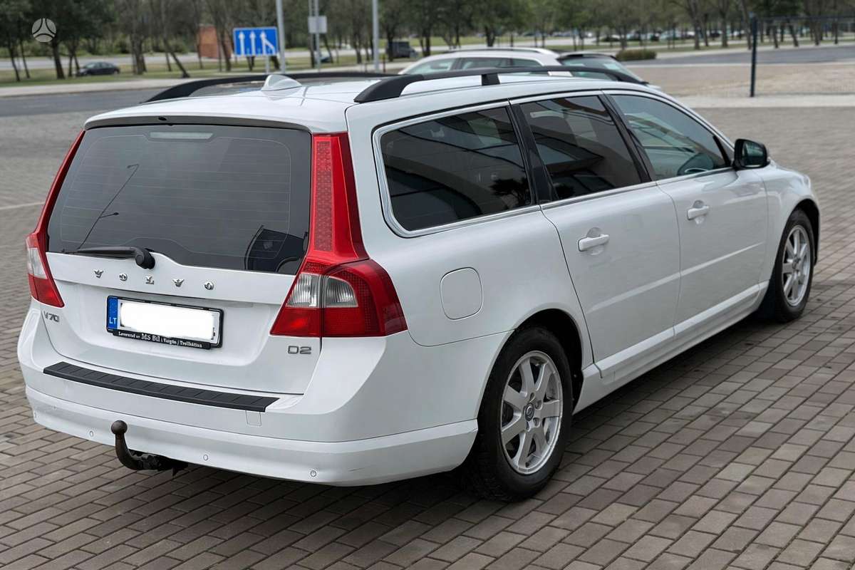 Volvo V70 2013 — photo 6