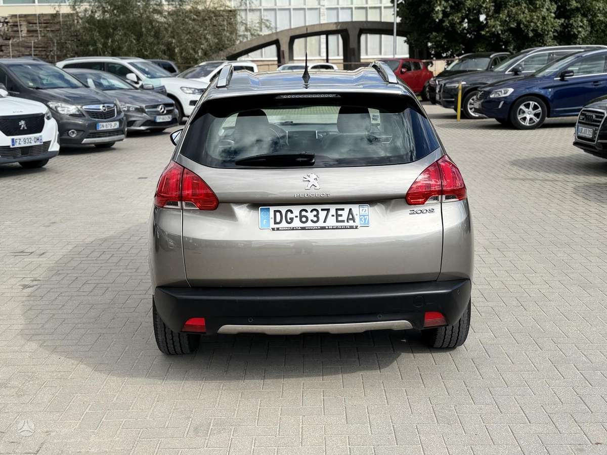 Peugeot 2008 2014 — photo 5