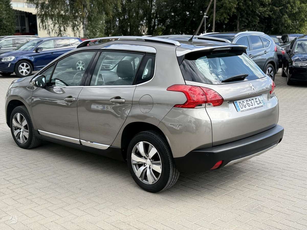 Peugeot 2008 2014 — photo 6