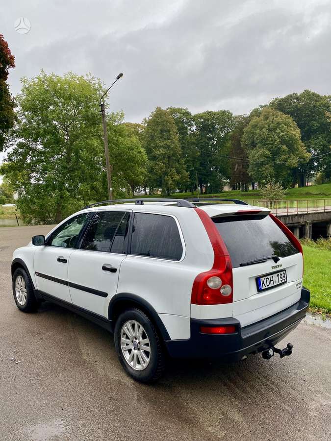 Volvo XC90 2005 — салон