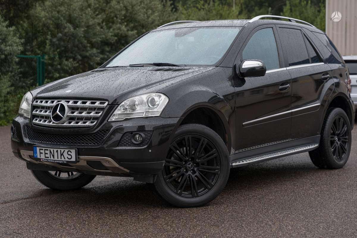 Mercedes-Benz ML350 2010 — photo 14