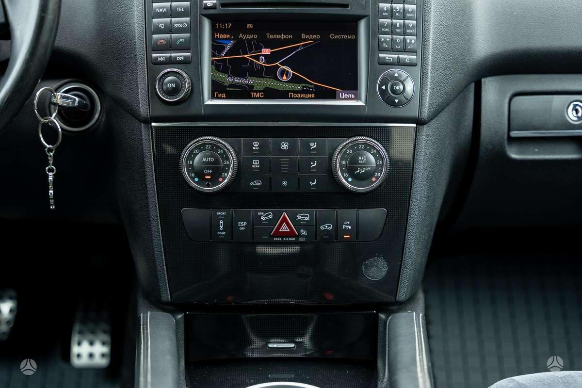 Mercedes-Benz ML350 2010 — photo 26