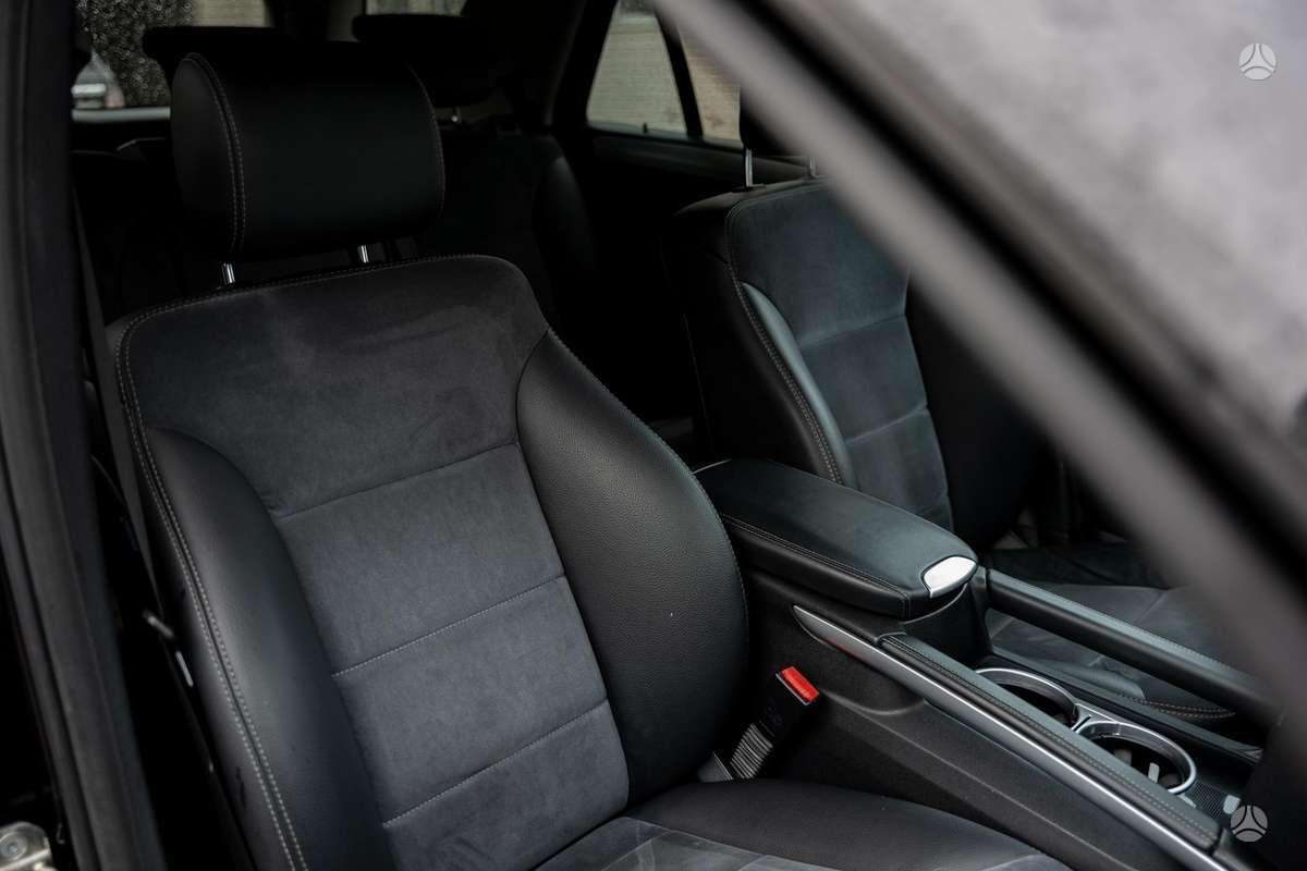 Mercedes-Benz ML350 2010 — photo 37