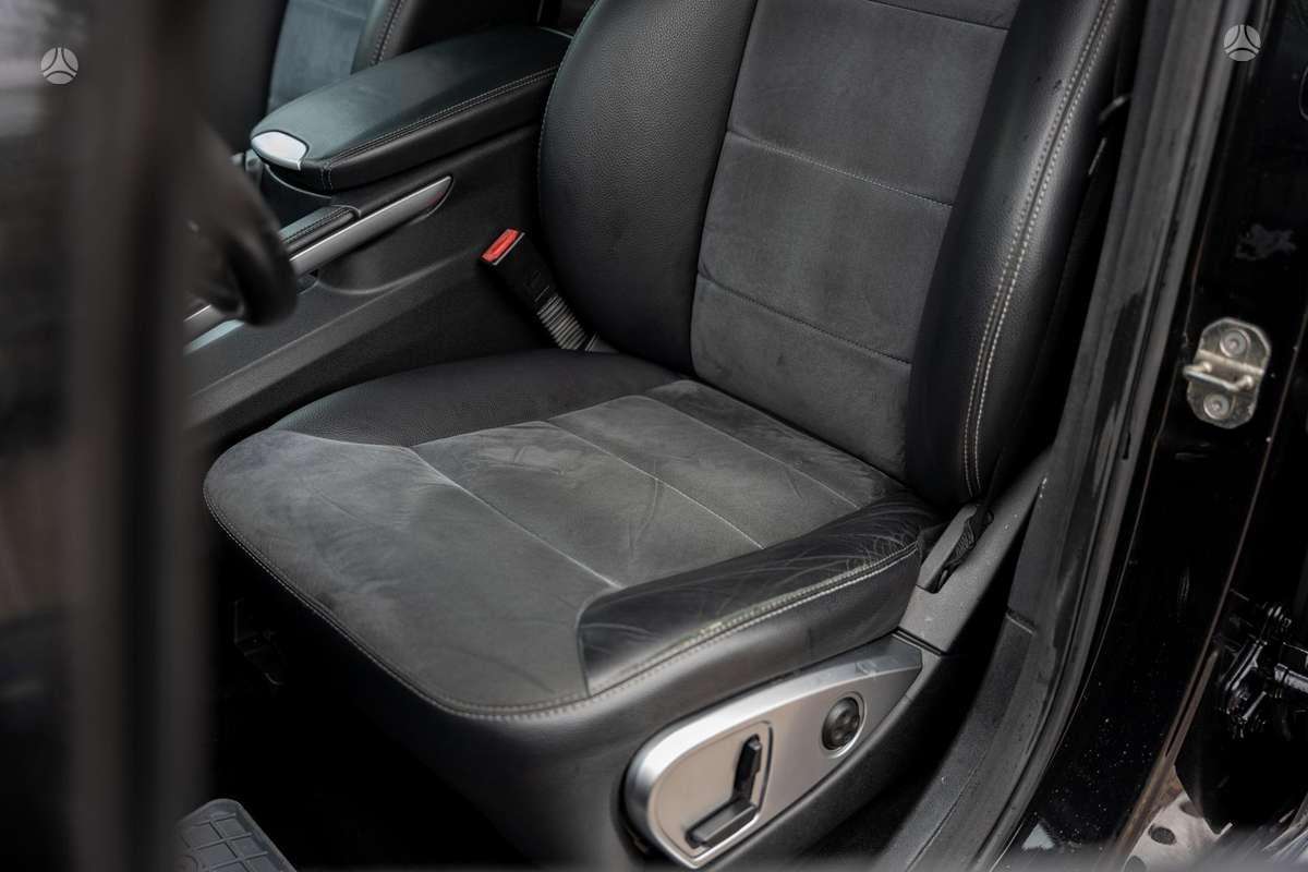 Mercedes-Benz ML350 2010 — photo 39