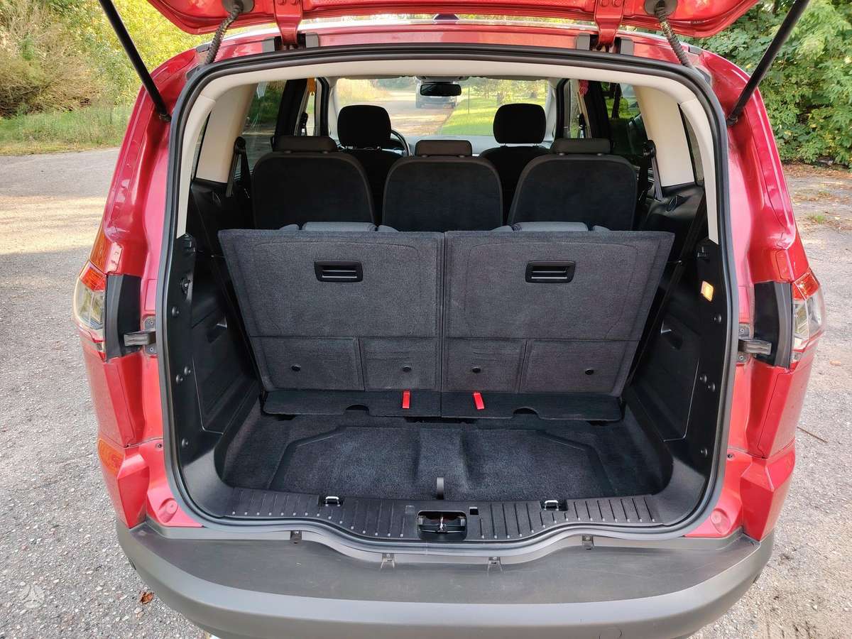Ford S-MAX 2014 — photo 10