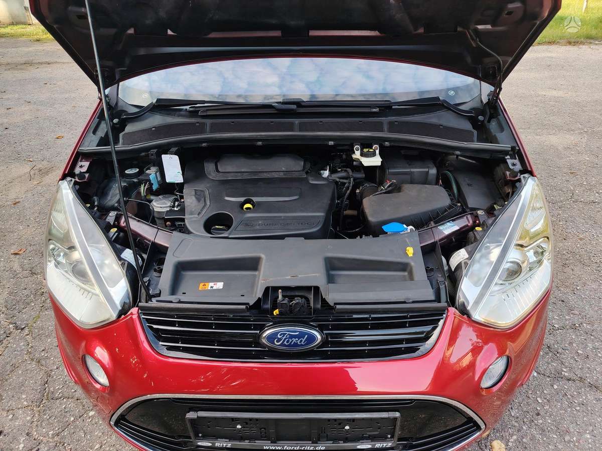 Ford S-MAX 2014 — photo 11