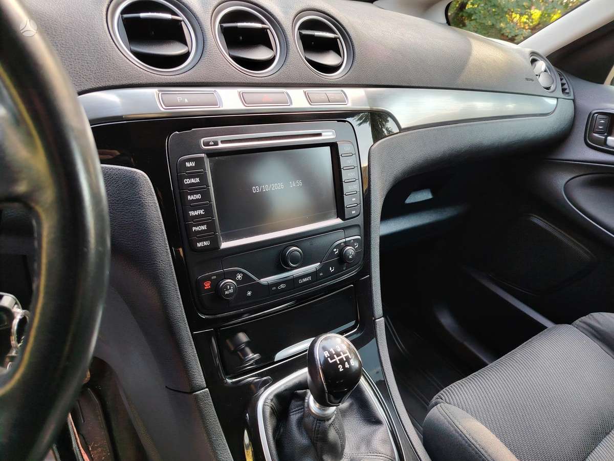 Ford S-MAX 2014 — photo 6
