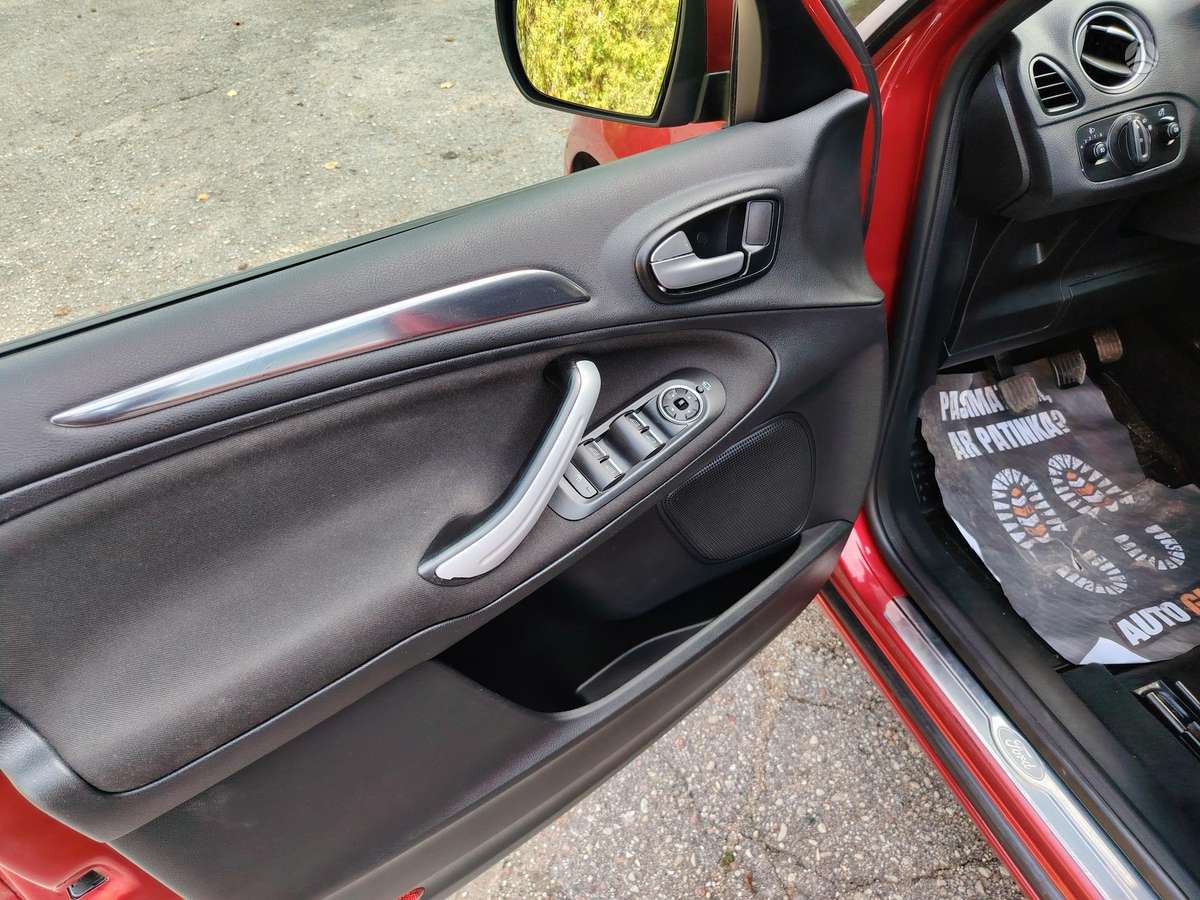Ford S-MAX 2014 — photo 8