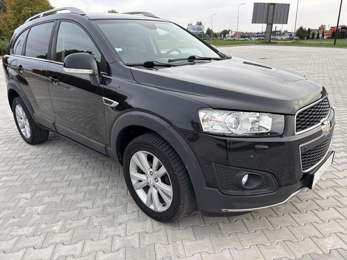 Chevrolet Captiva 2013 — салон