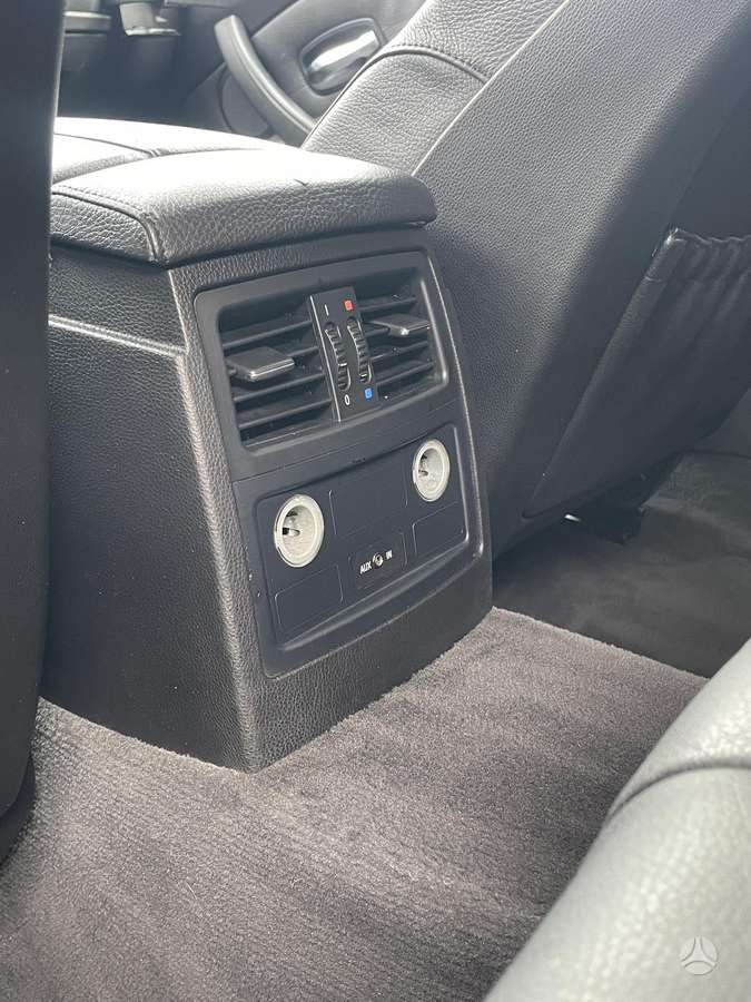 BMW 525 2008 — photo 13