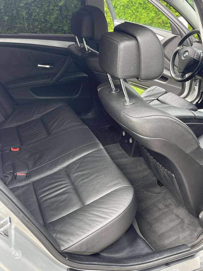 BMW 525 2008 — photo 21