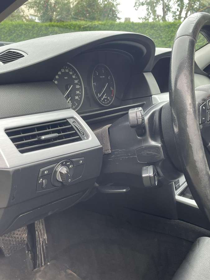 BMW 525 2008 — photo 9