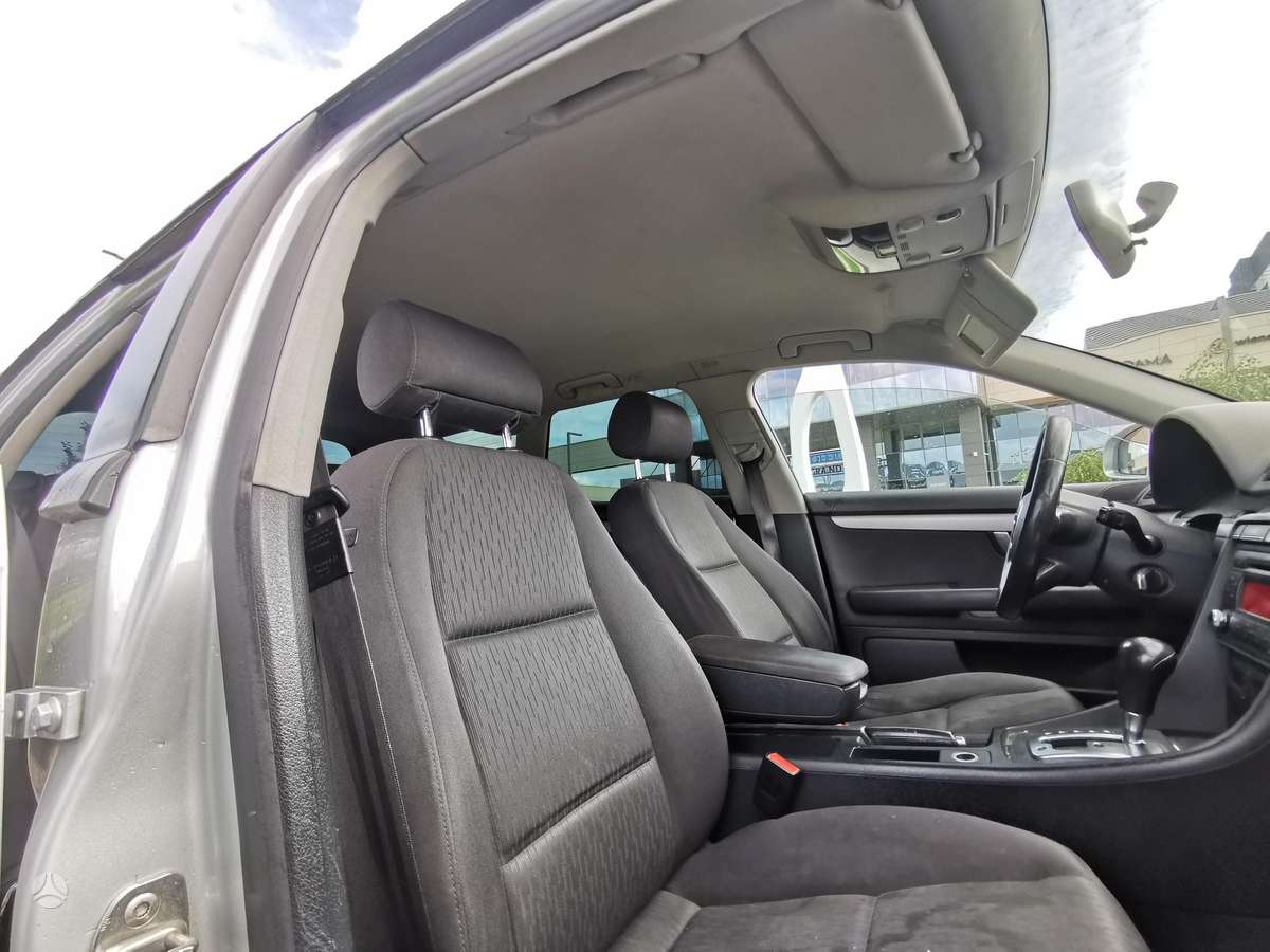 Audi A4 2008 — photo 17