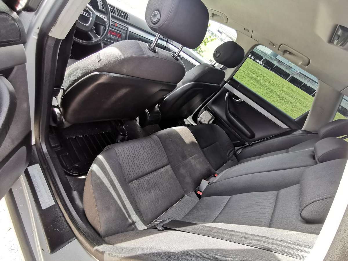 Audi A4 2008 — photo 18