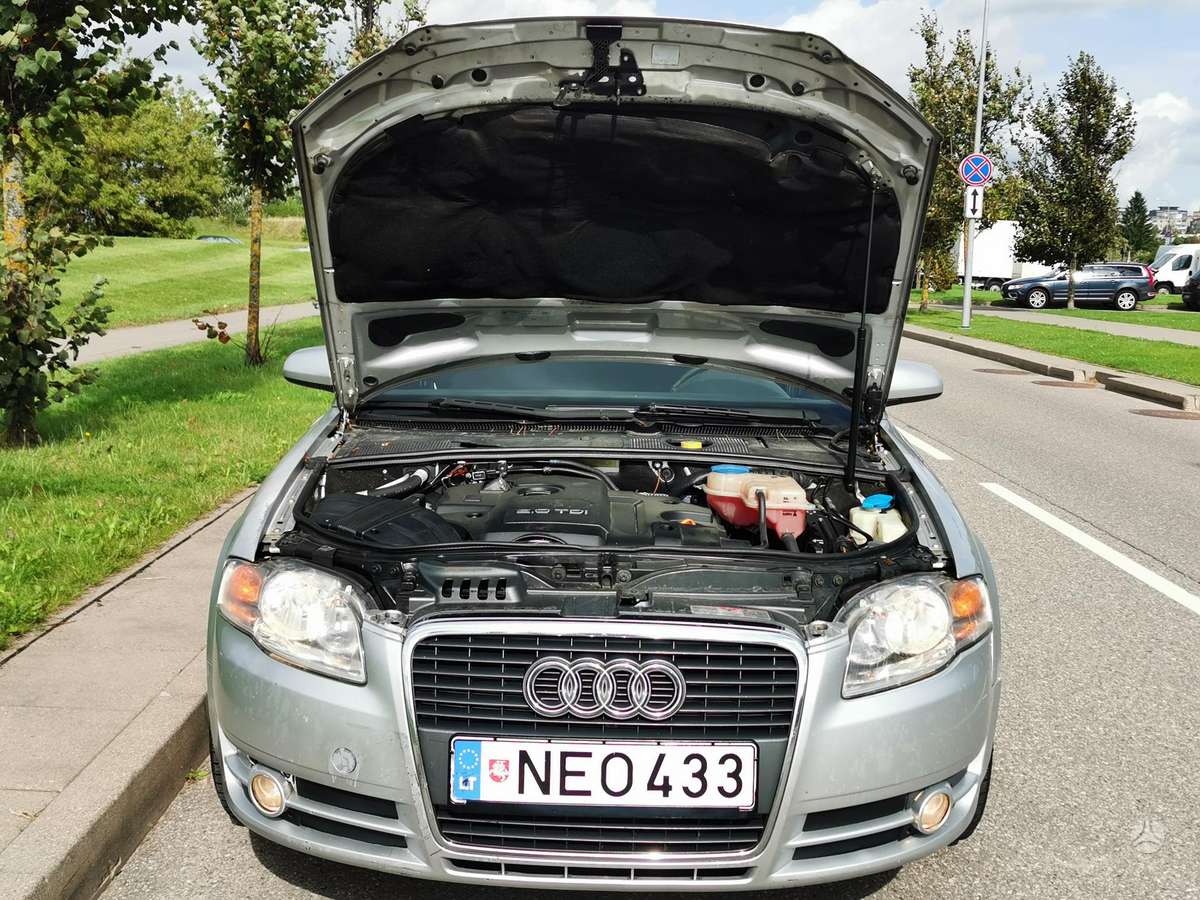 Audi A4 2008 — photo 22