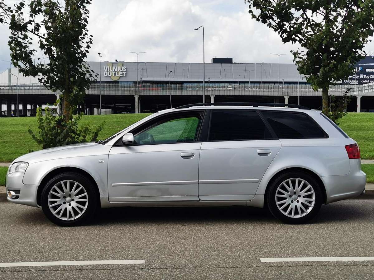 Audi A4 2008 — photo 7