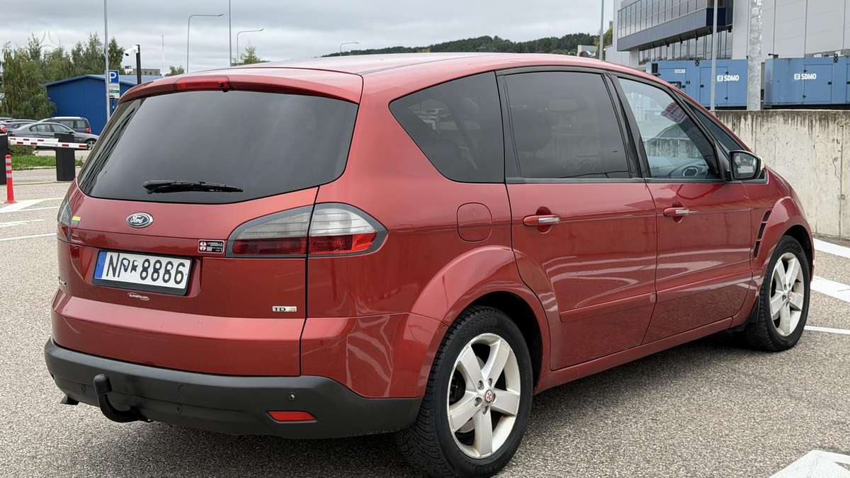 Ford S-MAX 2009 — двигун 1997 cm³, 140 HP (103kW)