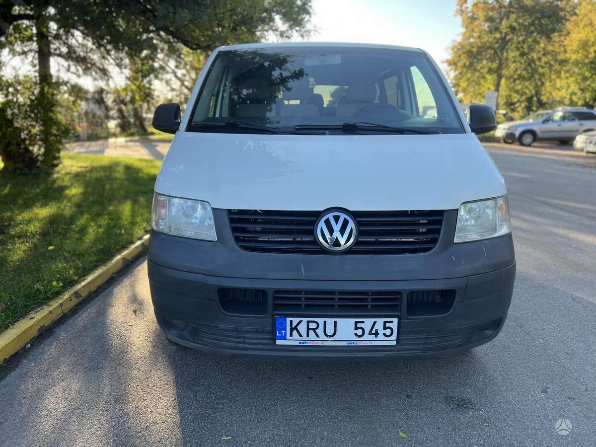 Volkswagen Transporter 2004 — interior