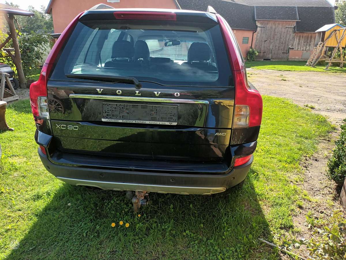 Volvo XC90 2008 — rear view