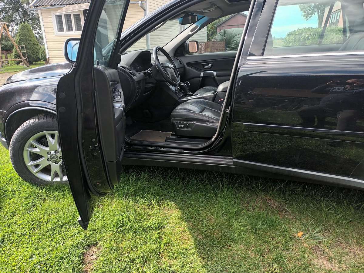 Volvo XC90 2008 — photo 9