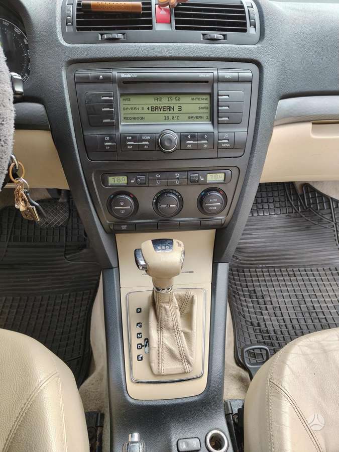 Skoda Octavia 2006 — photo 10