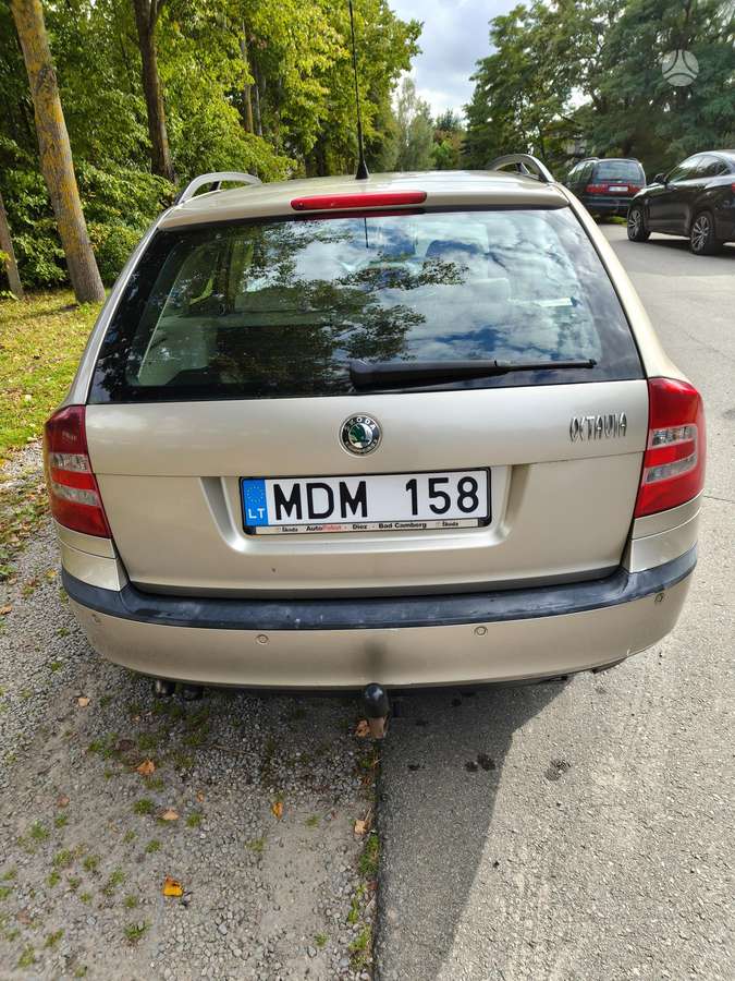 Skoda Octavia 2006 — engine 1896 cm³, 105 HP (77kW)