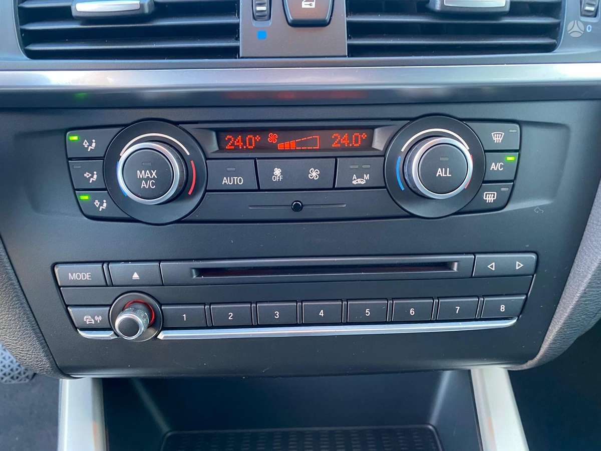 BMW X3 2012 — photo 13