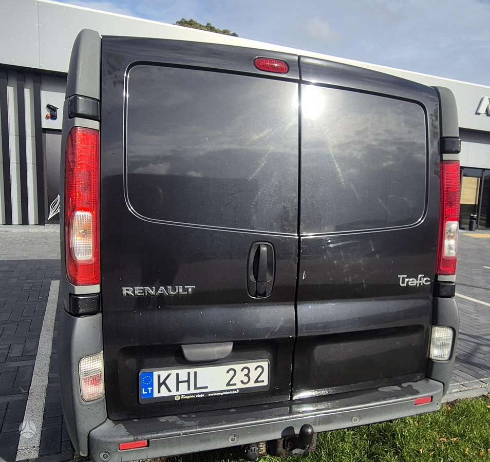 Renault Trafic 2007 — interior