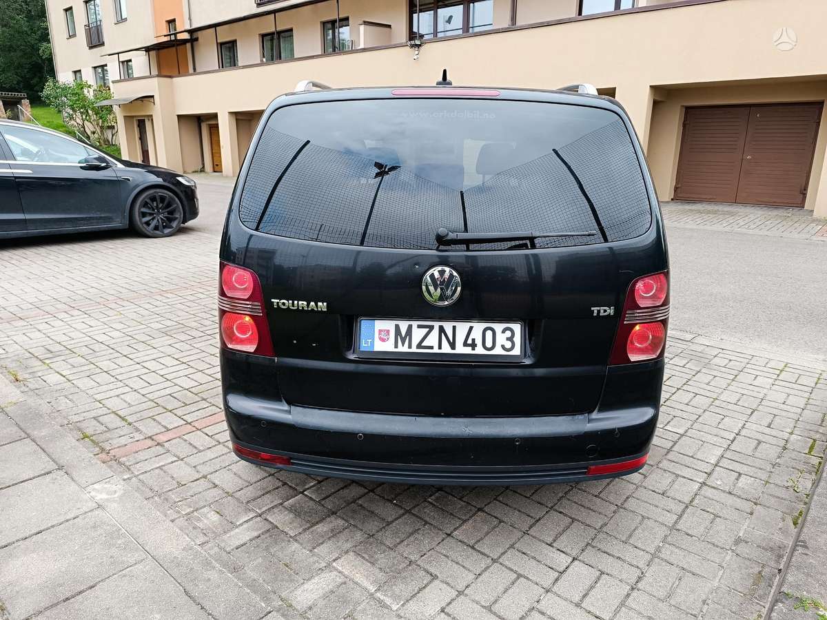 Volkswagen Touran 2007 — photo 6