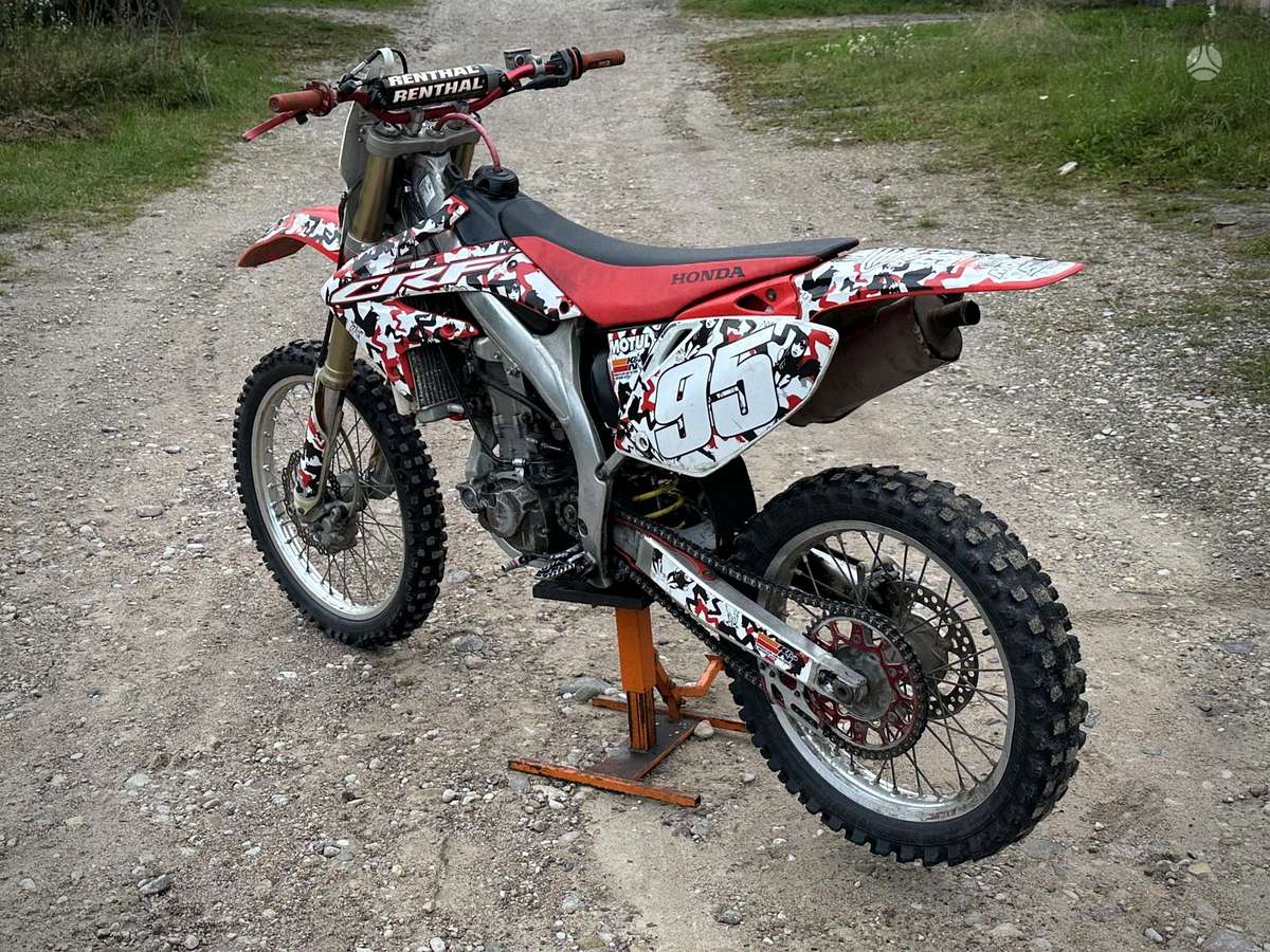 Honda CRF 2006 — photo 6