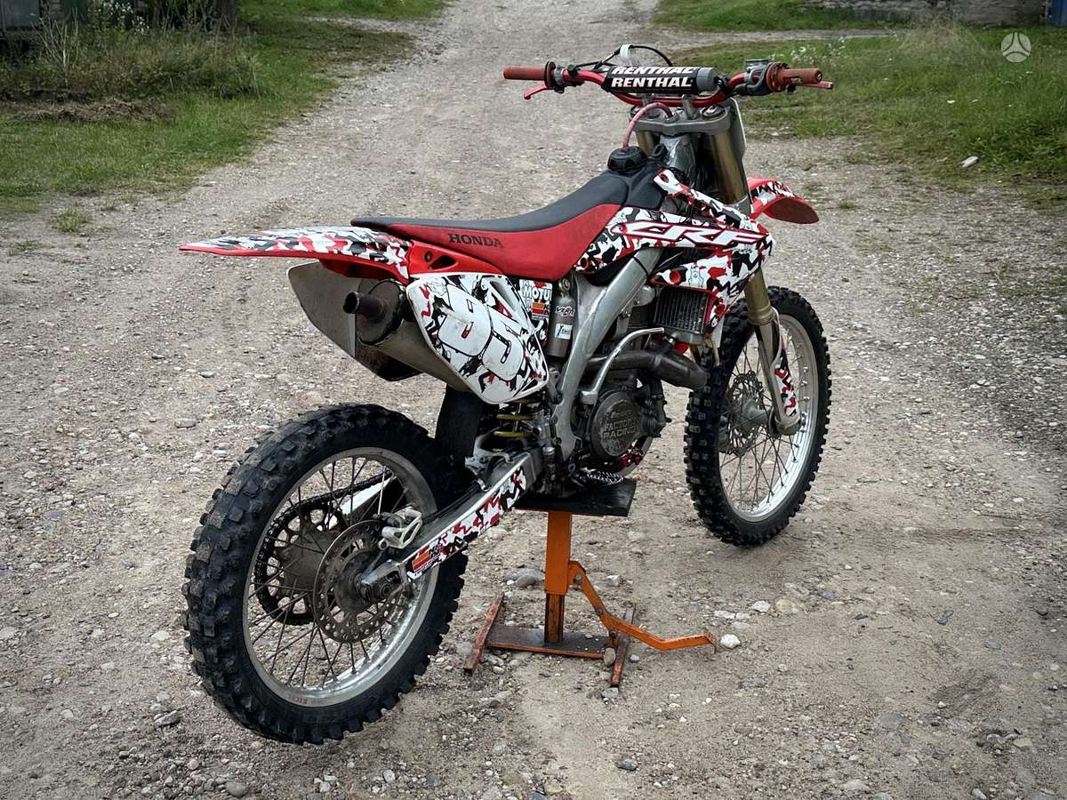 Honda CRF 2006 — photo 7