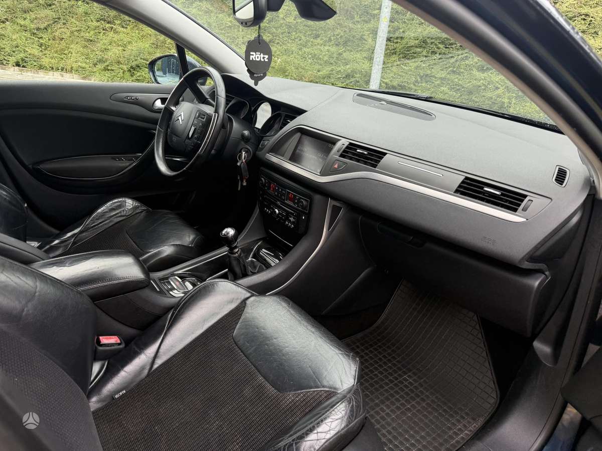 Citroen C5 2008 — photo 10