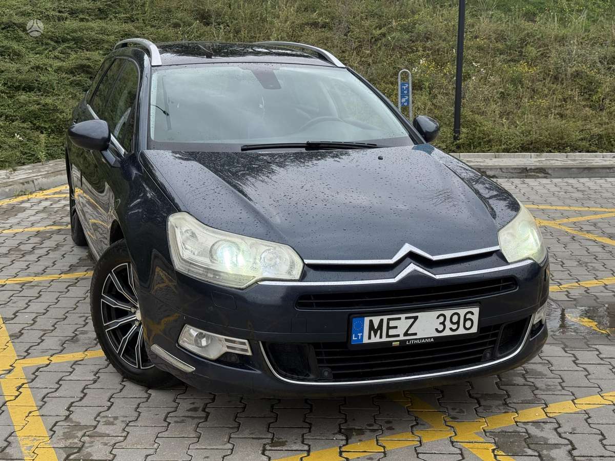 Citroen C5 2008 — rear view