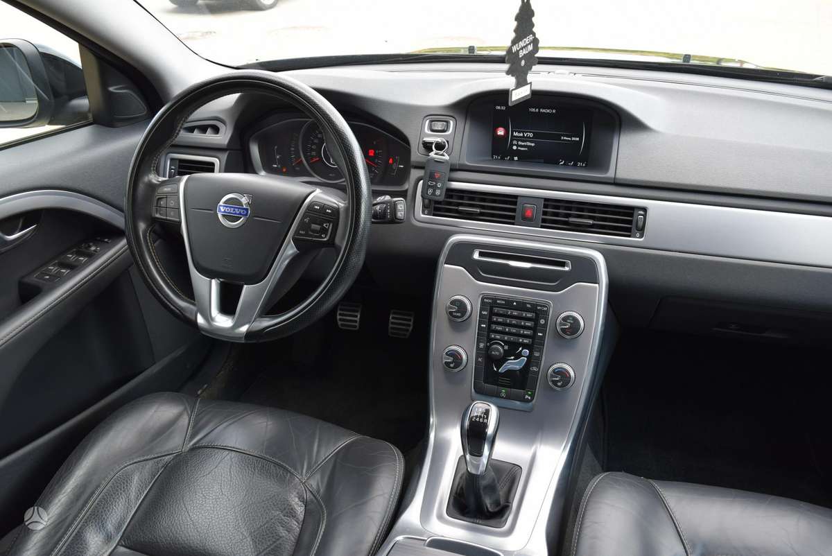 Volvo V70 2014 — photo 13