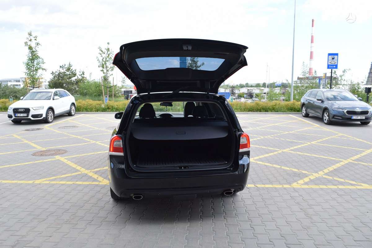 Volvo V70 2014 — photo 24