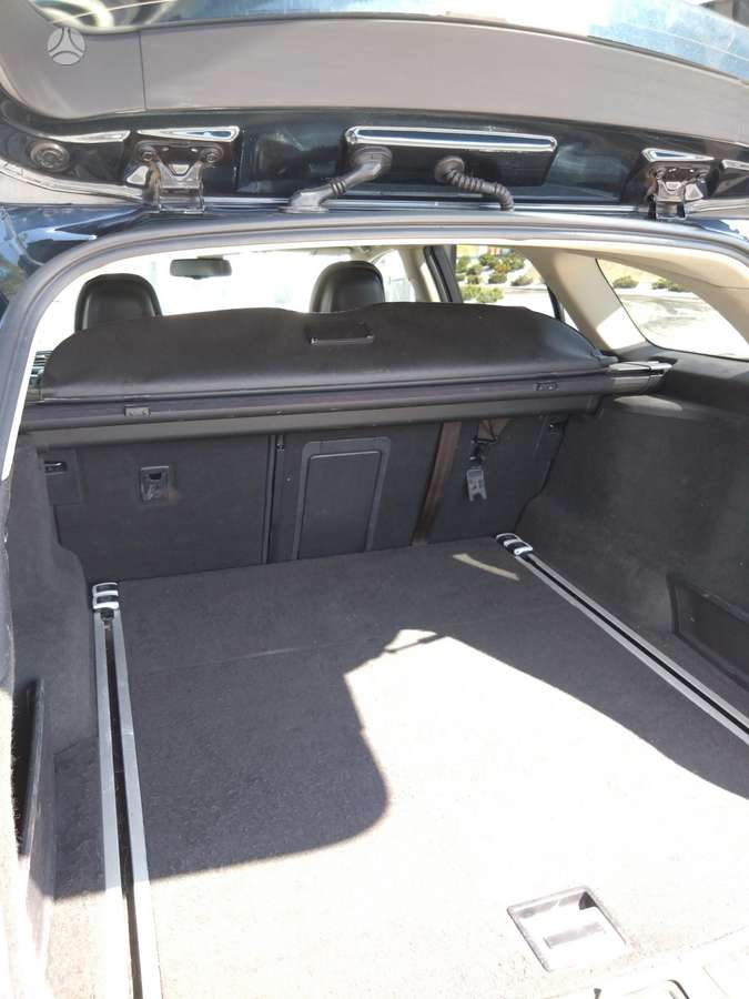 Toyota Avensis 2012 — photo 8