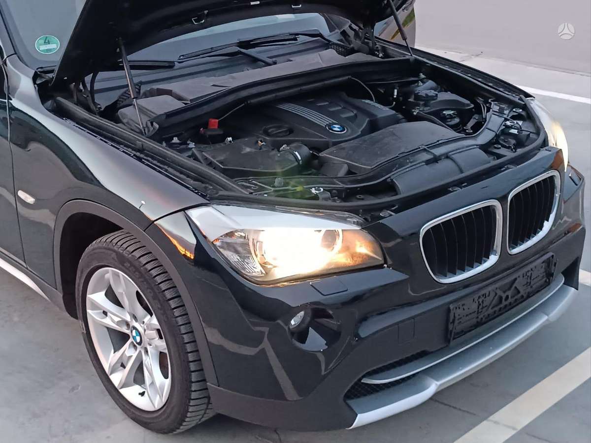 BMW X1 2010 — фото 12