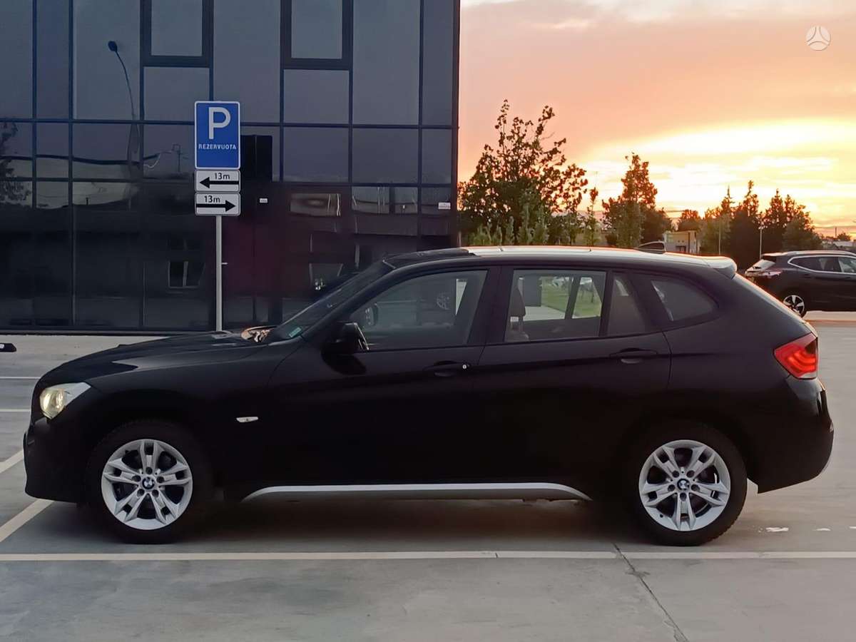 BMW X1 2010 — двигун 177 HP (130kW)