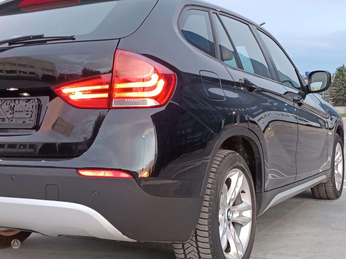BMW X1 2010 — фото 6