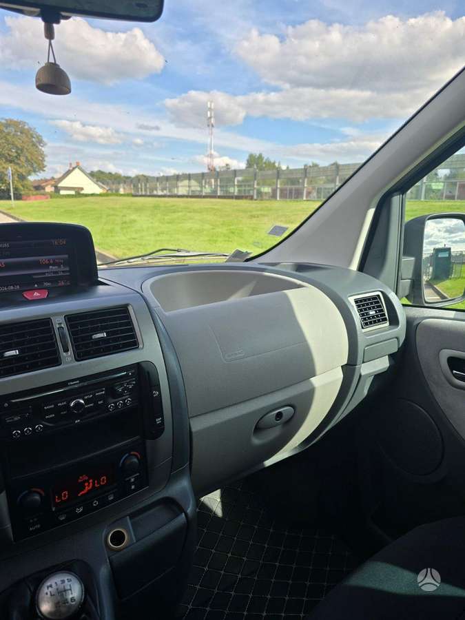 Peugeot Expert 2012 — photo 14