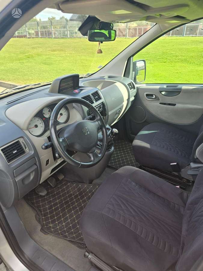 Peugeot Expert 2012 — photo 18