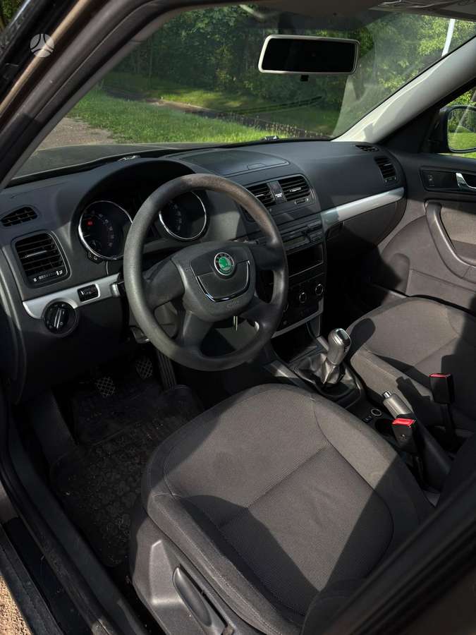 Skoda Yeti 2011 — photo 10