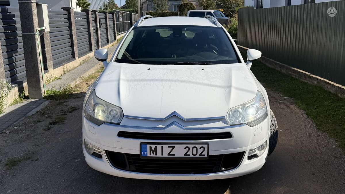 Citroen C5 2011 — вигляд ззаду
