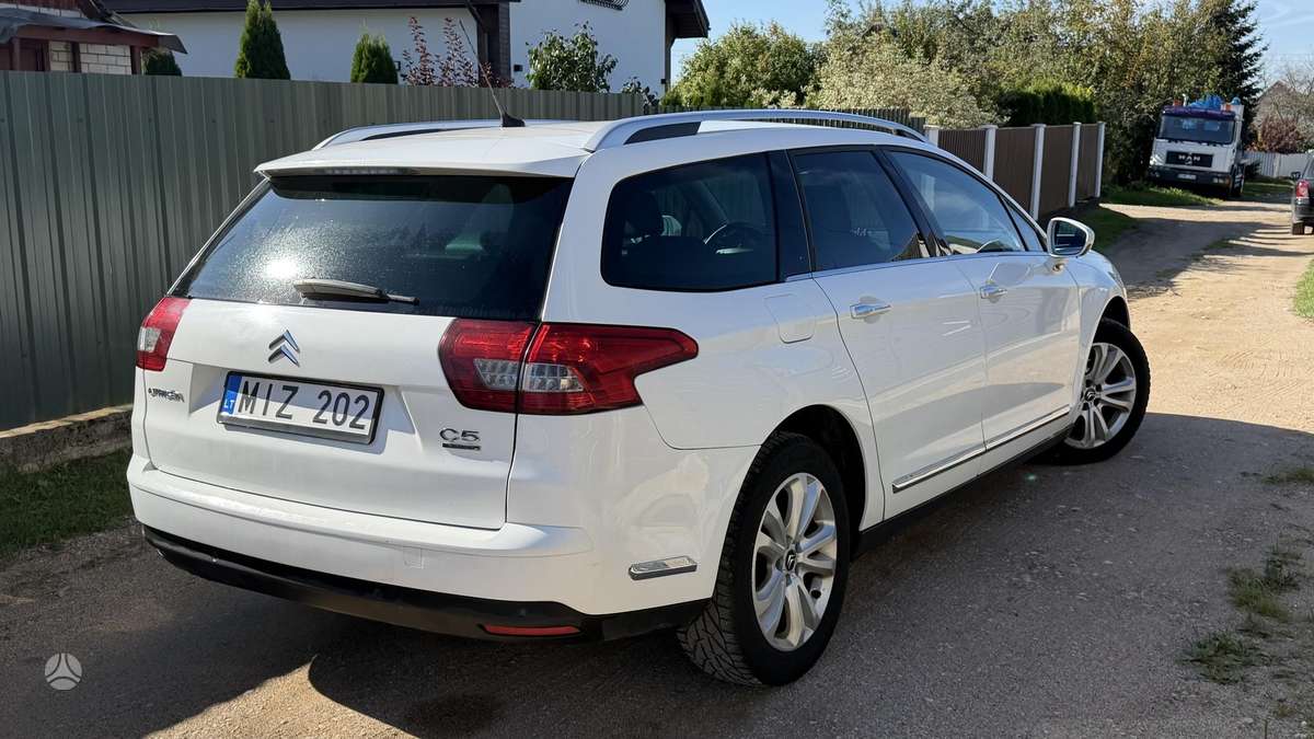 Citroen C5 2011 — двигун 1997 cm³, 163 HP (120kW)