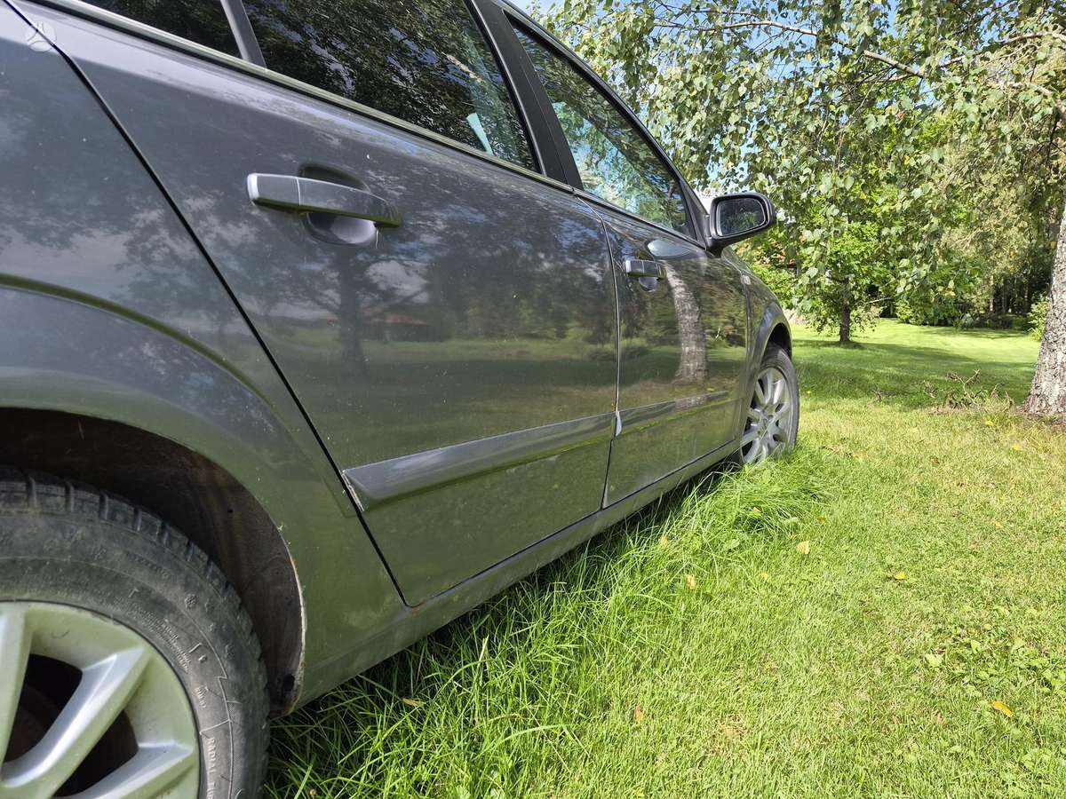 Opel Astra 2005 — photo 5