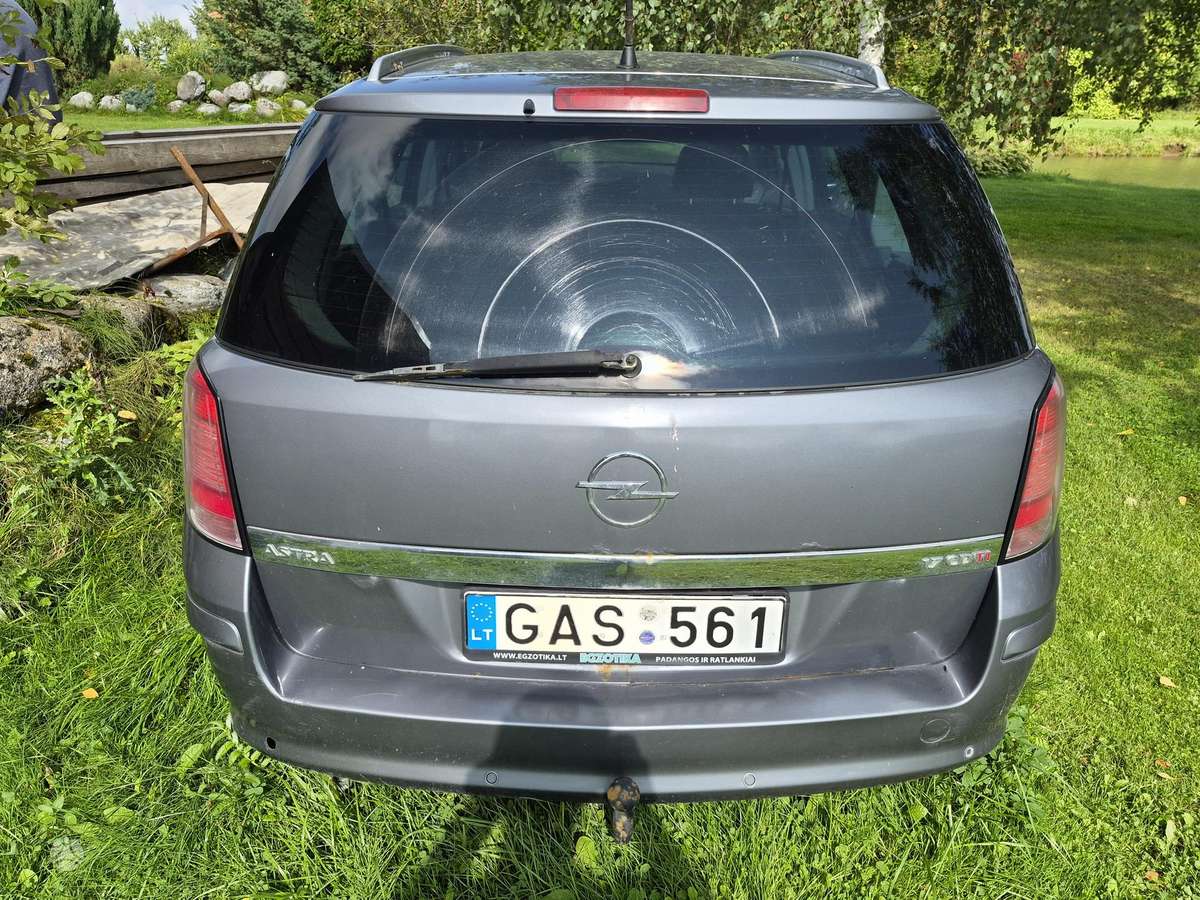 Opel Astra 2005 — photo 6