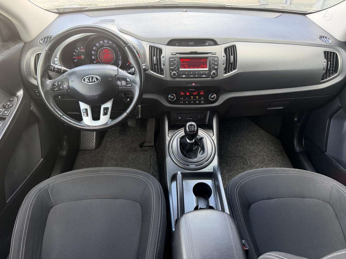 Kia Sportage 2011 — photo 13